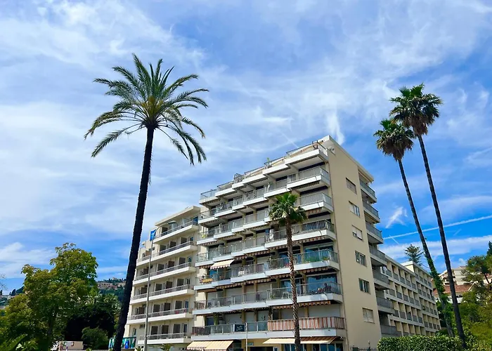 Evasion Menton Vue Mer Proche Plage Et Gare